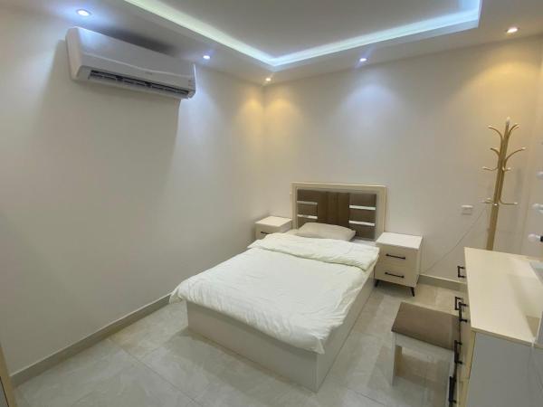 Elegant 3 Bedrooms and Living Room and Kitchen and Two Bathrooms in Hay Baqdu a1 - image 2