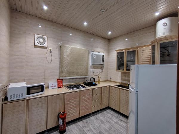 AZHAAR Suites - gambar 5