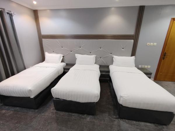 AZHAAR Suites - gambar 38