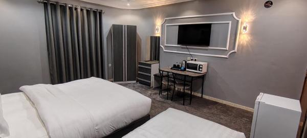 AZHAAR Suites - gambar 14