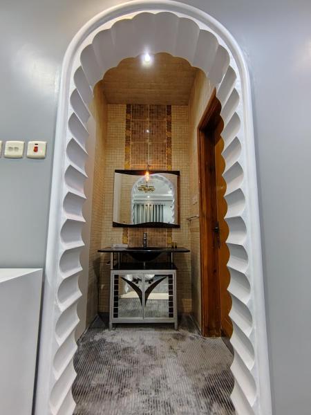 AZHAAR Suites - gambar 35