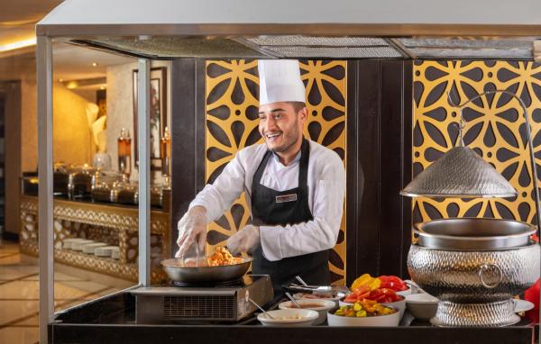 Millennium Al Aqeeq Hotel - imej 34