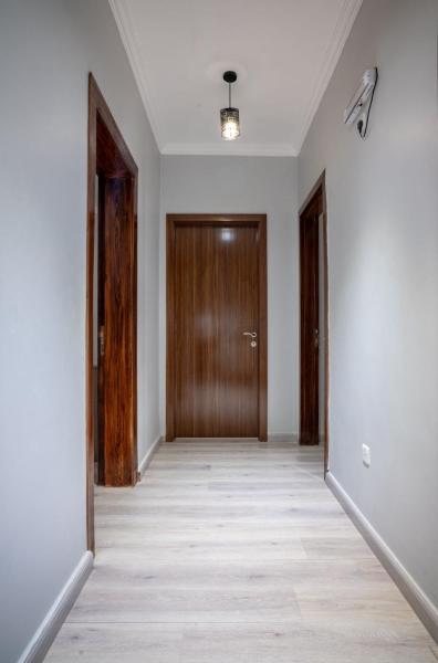 Family Apartment - gambar 12