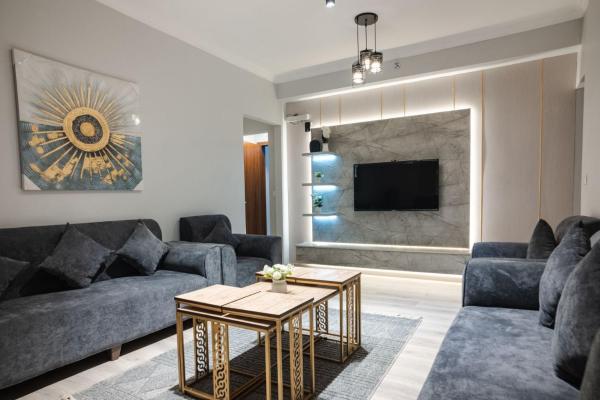 Family Apartment - gambar 1