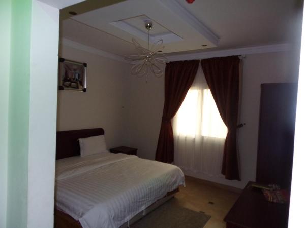 Othman Suites - image 15
