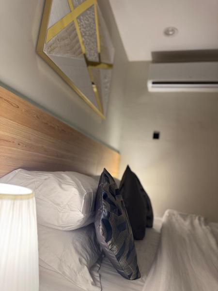 Studio with Hotel Design - imej 14