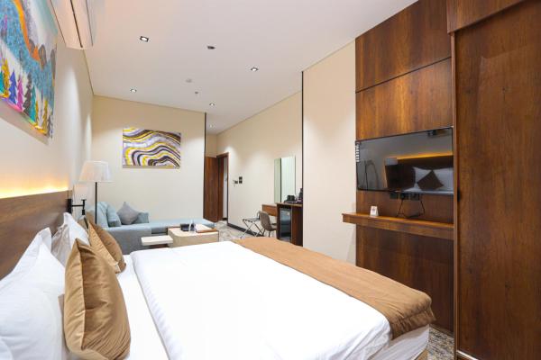 Triple Three Hotel - görsel 41