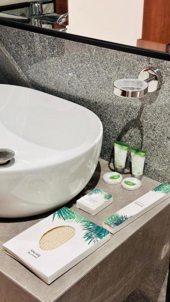 Al Zawiyah Hotel Apartments - image 23