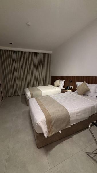 Al Zawiyah Hotel Apartments - image 9