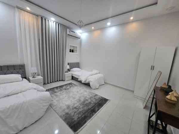 Distinctive Apartment for Rent - image 13