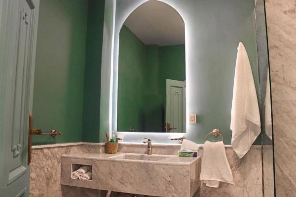 Athar Lodge Cozy Room in Central Madinah - image 12