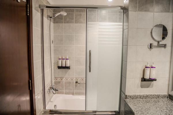 SAJA By Warwick Madinah Hotel - imej 39
