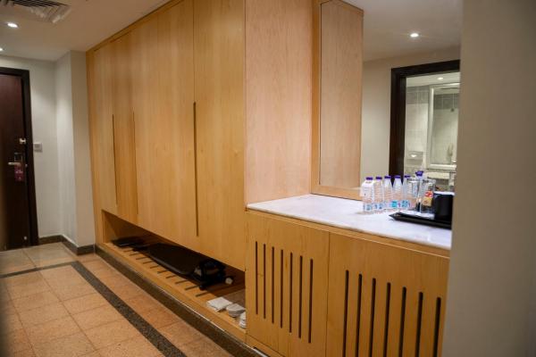 SAJA By Warwick Madinah Hotel - imej 40