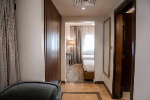 SAJA By Warwick Madinah Hotel - imej 38