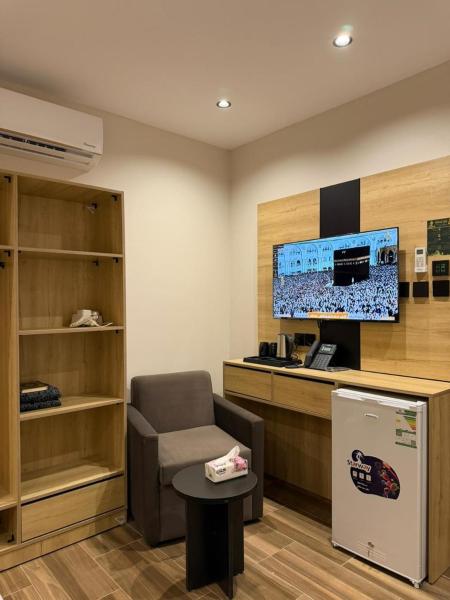 Rooh Al Madinah Hotel - image 25