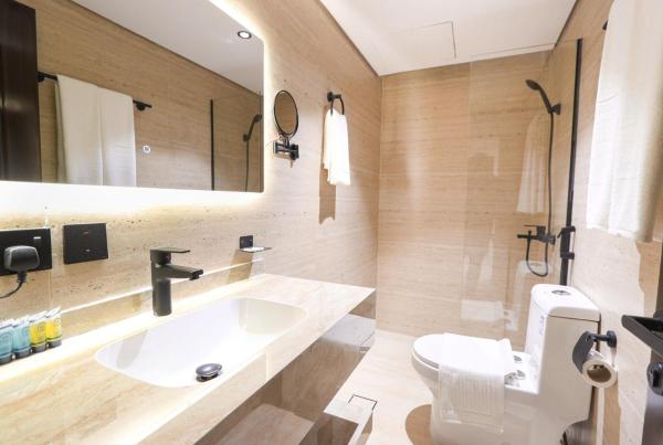 SUITESLiNEHOTEL Hotel - imej 18