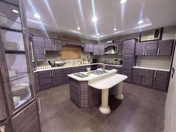 Aurion Grand Villa - 12BR Estate with Rooftop - Uhud Views & Private Elevator - image 44