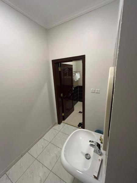 Al Madinah Furnished Suites Apartments - image 50