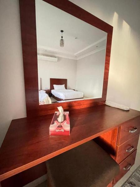 Al Madinah Furnished Suites Apartments - image 9