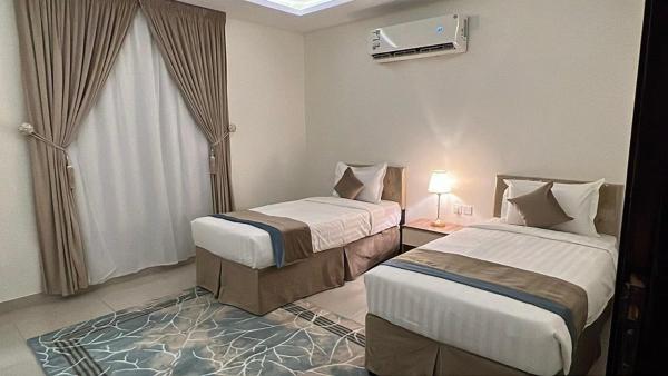 Royal Night Suites - image 16