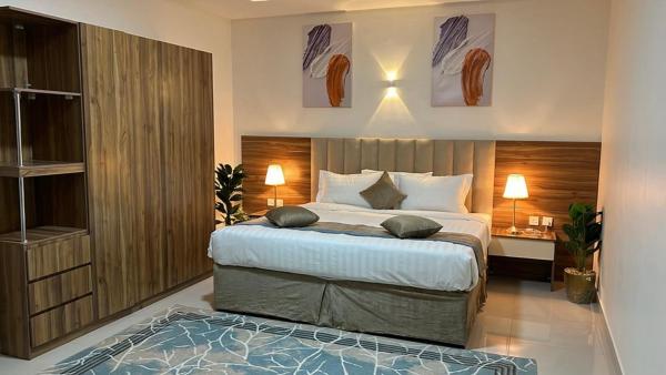 Royal Night Suites - image 3