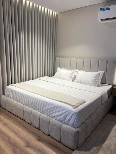 Quiet Bedroom and Sitting Area Apartment - gambar 9