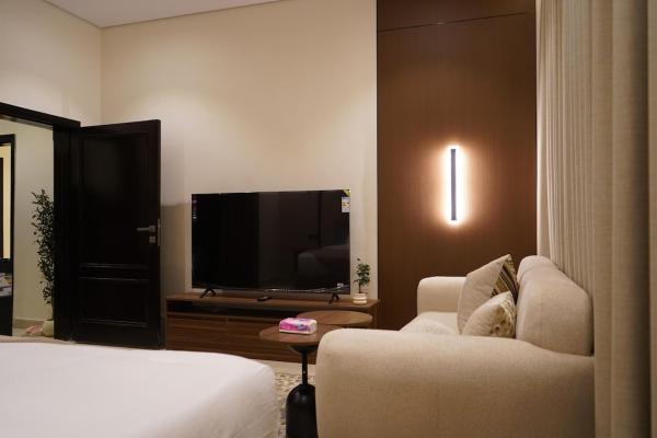 Quiet Apartment Near Al Masjid An Nabawi - image 7