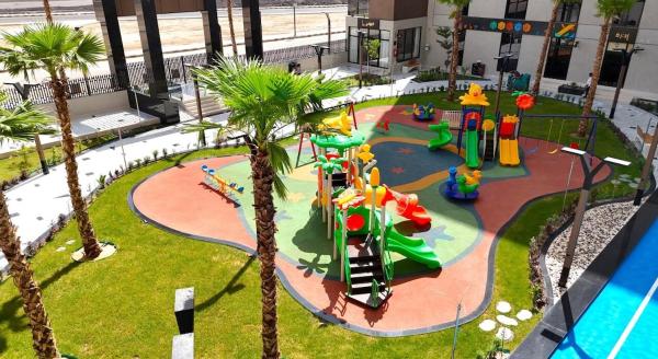 Hotel Villa with Three Bedrooms and Private Pool in Fully Equipped Compound - imej 9