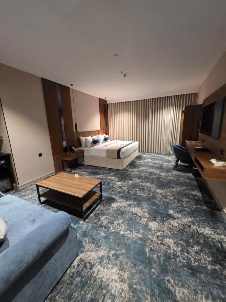 Aroma City Hotel - image 23