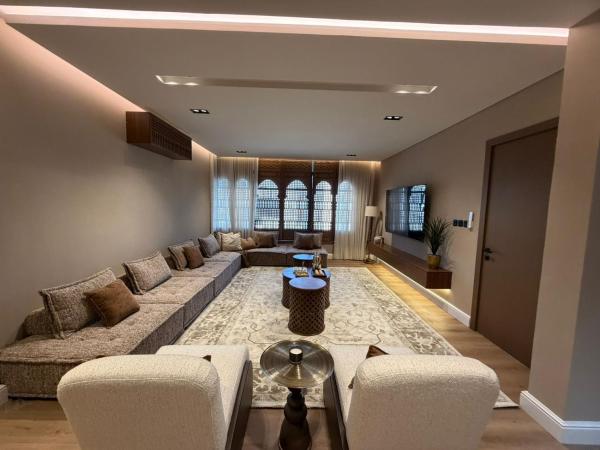 Atrah Luminous 3BR Luxury Family Residence - görsel 1
