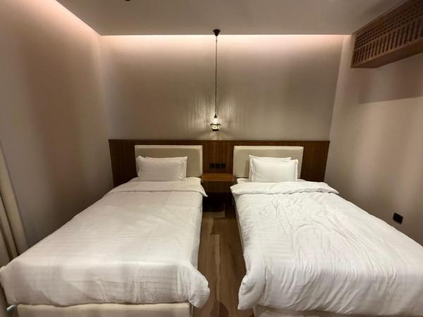 Atrah Luminous 3BR Luxury Family Residence - görsel 20