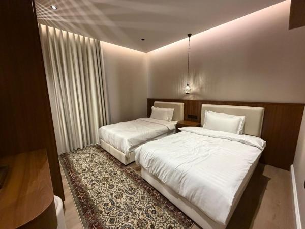 Atrah Luminous 3BR Luxury Family Residence - görsel 12