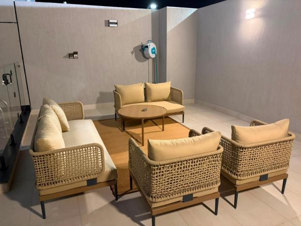 Hotel Villa with Three Bedrooms and Private Pool in Fully Equipped Compound - imej 46