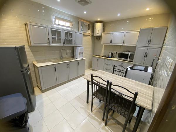 Elegant 3 Bedrooms and Living Room and Kitchen and Two Bathrooms in Hay Baqdu a1 - image 11