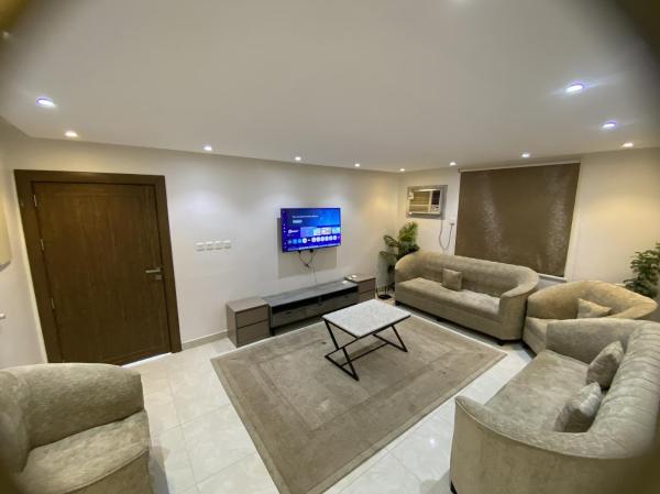 Distinctive Family Apartment with 3 Bedrooms, Lounge, Kitchen, and Two Bathrooms in Baqdo a2 - image 1