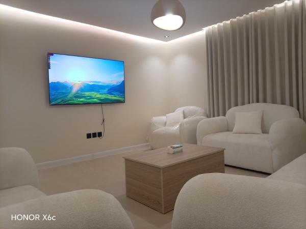 Al Taqwa Hotel Rooms - image 7