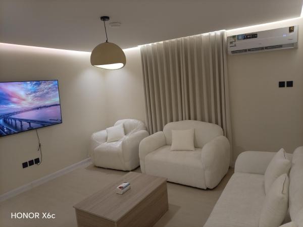 Al Taqwa Hotel Rooms - image 10