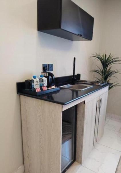 Azar Serviced Apartments - gambar 23