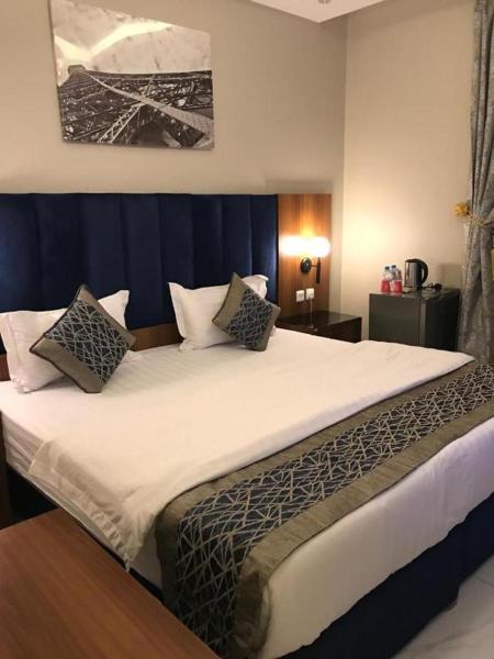 Azar Serviced Apartments - gambar 36