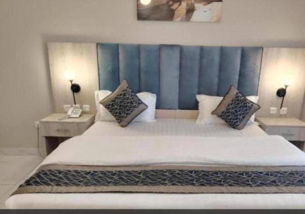 Azar Serviced Apartments - gambar 37