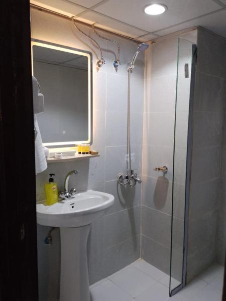 Waha Madain Hotel - image 40