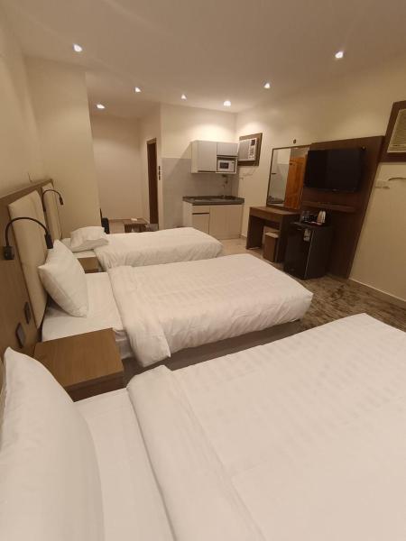 Al Madinah 2 Furnished Suites - image 32