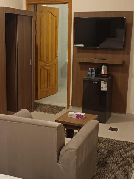 Al Madinah 2 Furnished Suites - image 10