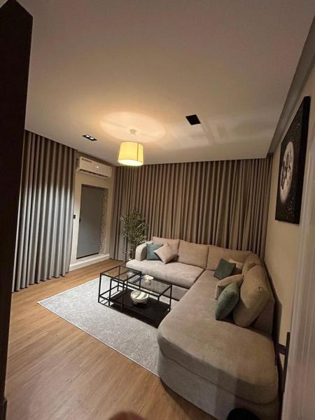 Apartment with a quiet lobby and self check-in - imagen 8