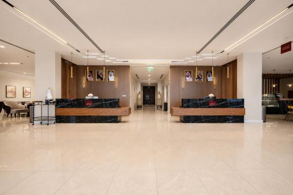 TeeLA HoTeL - image 4