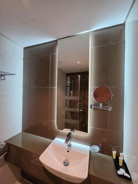Al Madina Golden Hotel - imej 11