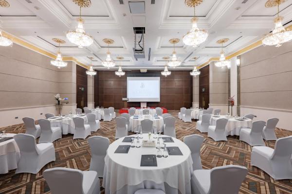The Biltmore Al Madinah Hotel - imej 29