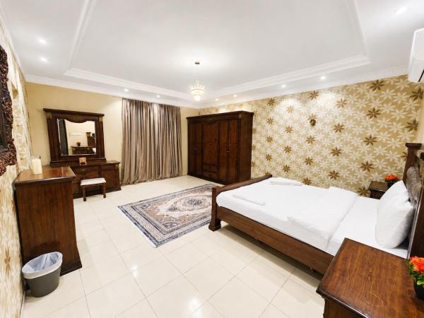 Larg Family Villa 7 Bedrooms Sleeps 16 close to Masjid - görsel 6