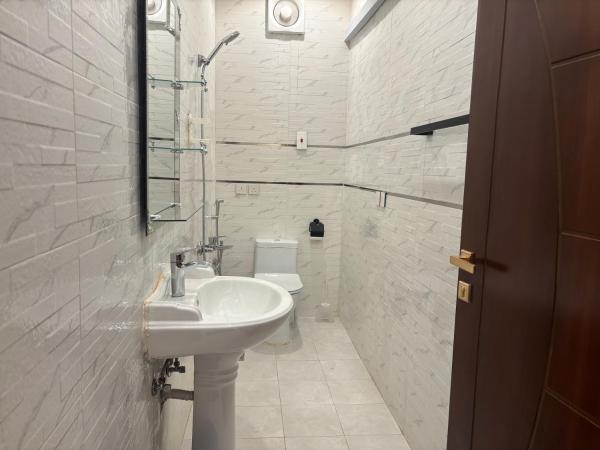 Luxurious Family Apartments 10Mins Drive to Al-Masjid Nabawi - gambar 8