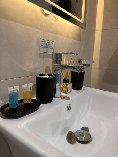 h Furnished Apartments 1 - imej 15